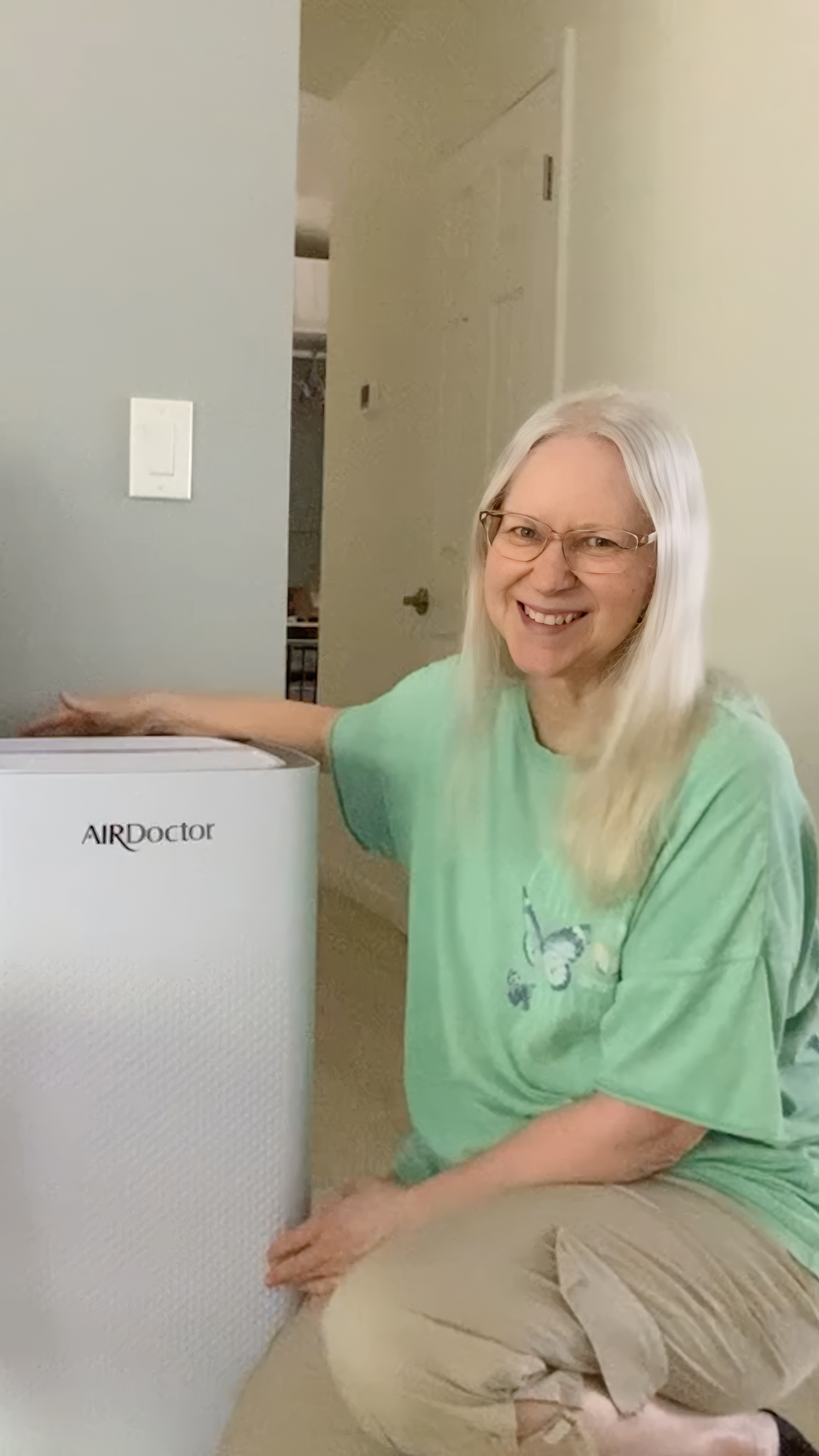 Customer using AirDoctor